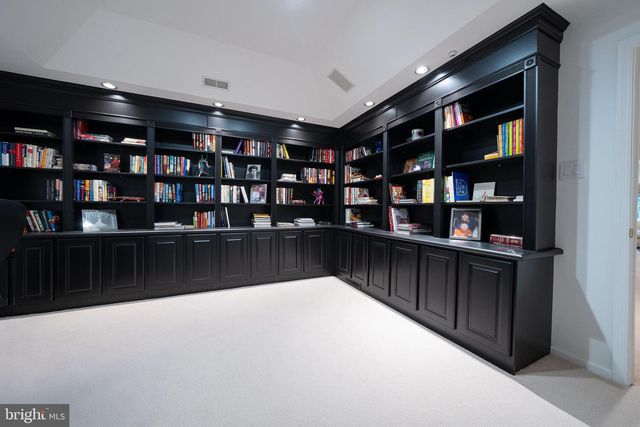 416 SPRING GARDEN LN, Conshohocken, PA 19428