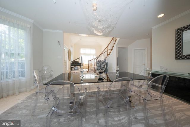 416 SPRING GARDEN LN, Conshohocken, PA 19428