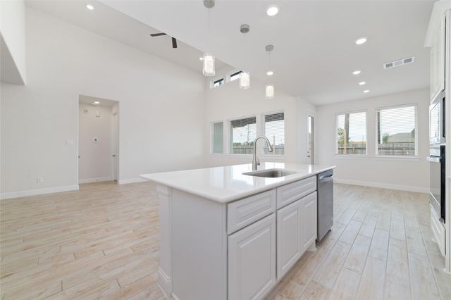 1911 Hickory Grove Lane, Tomball, TX 77375