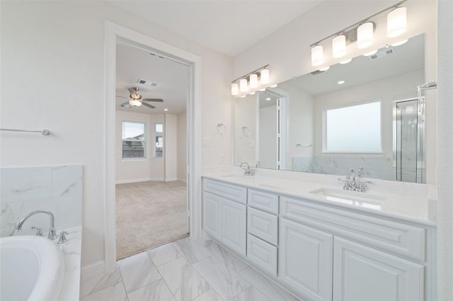 1911 Hickory Grove Lane, Tomball, TX 77375