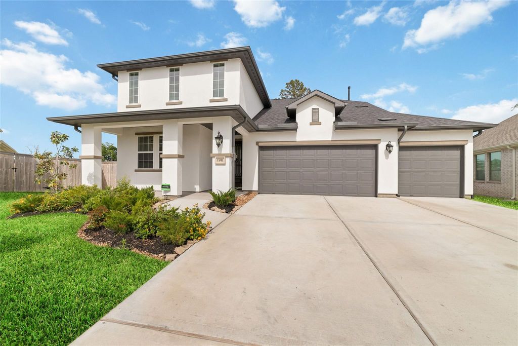 1911 Hickory Grove Lane, Tomball, TX 77375