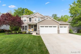 8479 Twin Lakes Drive, Georgetown Twp, MI 49428