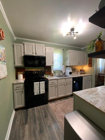284 Edwards Avenue, Walton, KY 41094