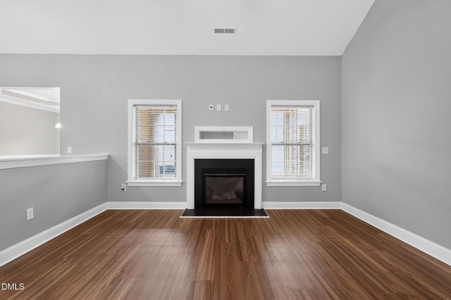 39 Mcguire Lane, Clayton, NC 27527