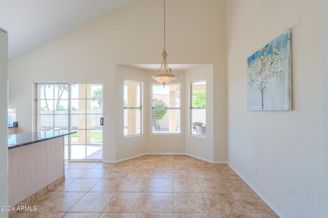 1247 E MARKETPLACE Way SE, Phoenix, AZ 85048