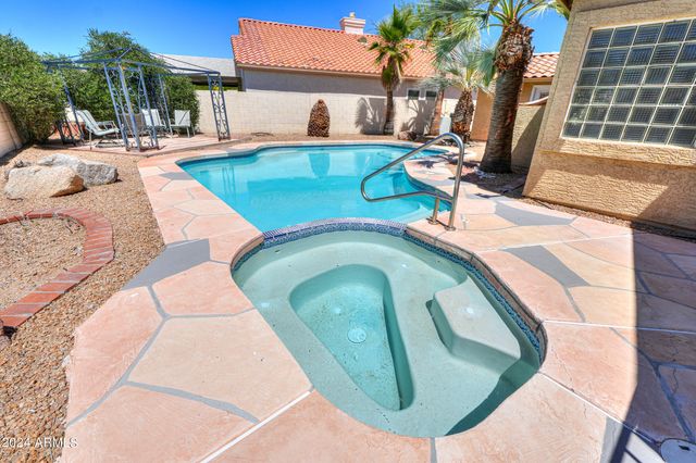 1247 E MARKETPLACE Way SE, Phoenix, AZ 85048