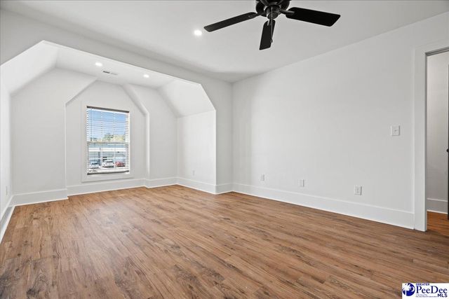 1332 Twleve oaks ln, Florence, SC 29501