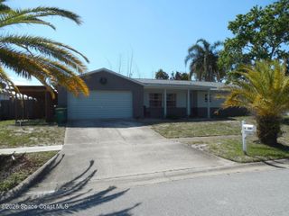 1492 Autumn Woods Drive, Melbourne, FL 32935