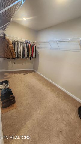 145 Zoe Circle, Jacksboro, TN 37757