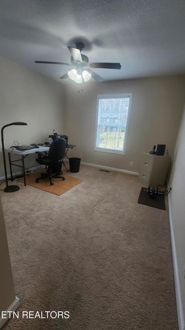 145 Zoe Circle, Jacksboro, TN 37757