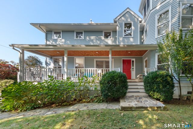 27 Crest Road, Norwalk, CT 06853