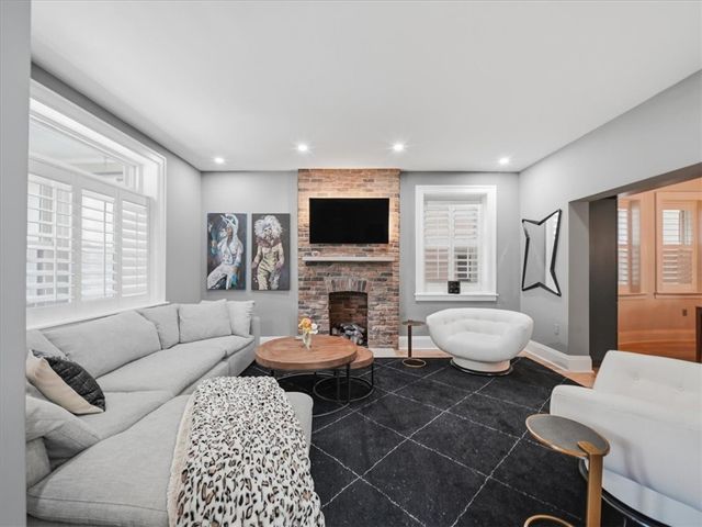 6611 Dalzell Place, Squirrel Hill, PA 15217