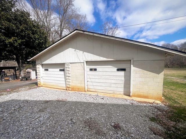 212 Westwood Dr, Mcminnville, TN 37110