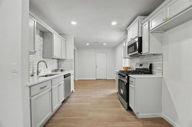 10346 Bellview Drive, Oklahoma City, OK 73130