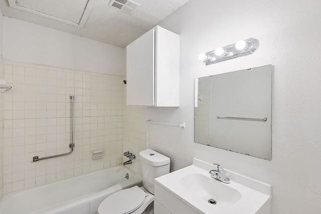 2637 W Randol Mill Road 2643-B, Arlington, TX 76012