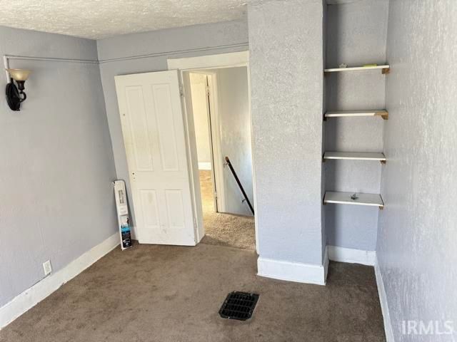 2307 LINDEN Avenue, South Bend, IN 46628