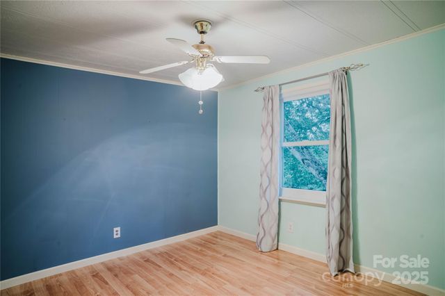 402 Deerfield Court, Hendersonville, NC 28792