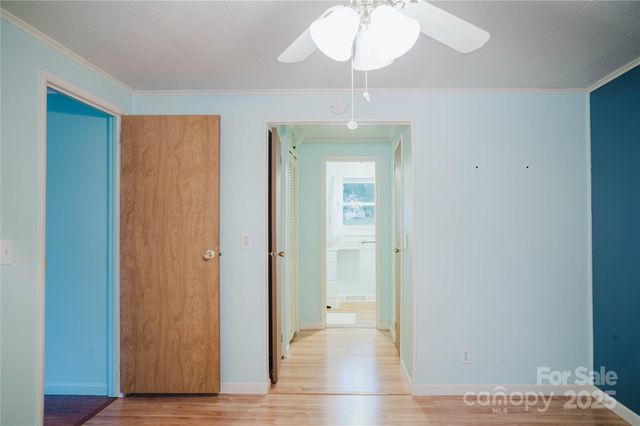 402 Deerfield Court, Hendersonville, NC 28792