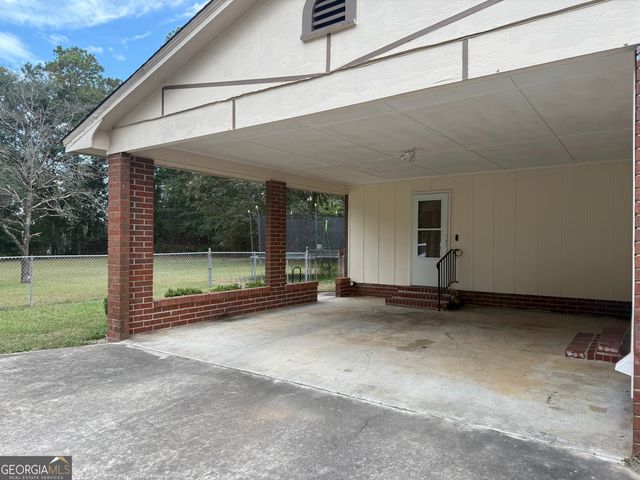 213 Pinehurst Drive, Dublin, GA 31021