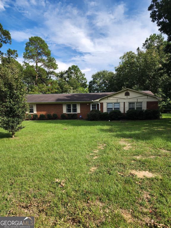 213 Pinehurst Drive, Dublin, GA 31021