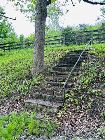 10061 Persimmon Grove Pike, Alexandria, KY 41001