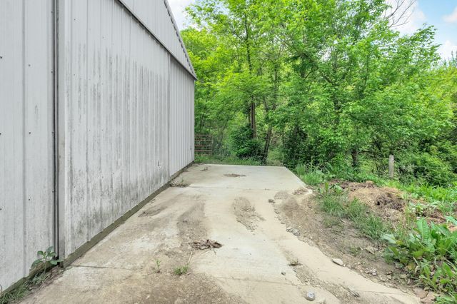 10061 Persimmon Grove Pike, Alexandria, KY 41001