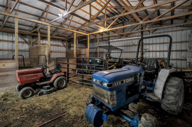 10061 Persimmon Grove Pike, Alexandria, KY 41001