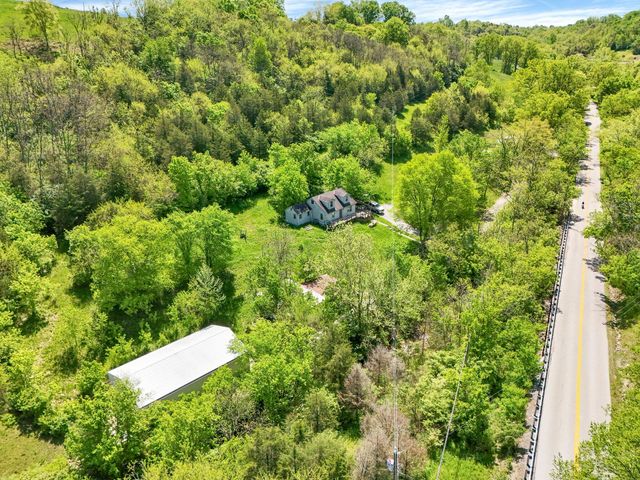 10061 Persimmon Grove Pike, Alexandria, KY 41001