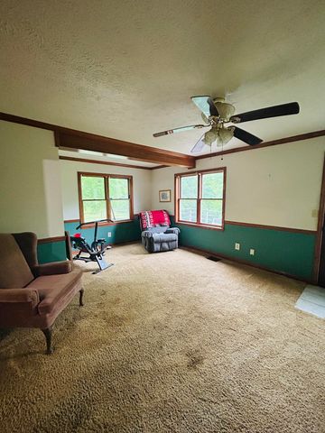 10061 Persimmon Grove Pike, Alexandria, KY 41001