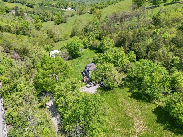 10061 Persimmon Grove Pike, Alexandria, KY 41001