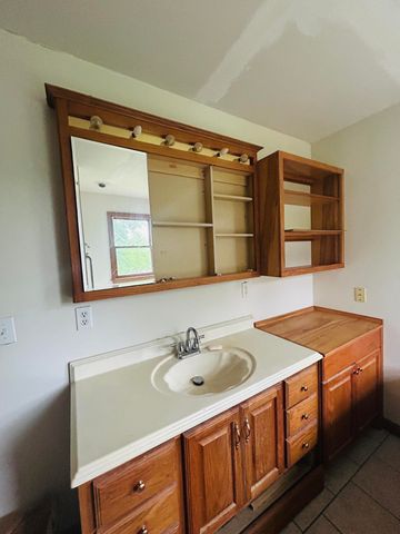 10061 Persimmon Grove Pike, Alexandria, KY 41001