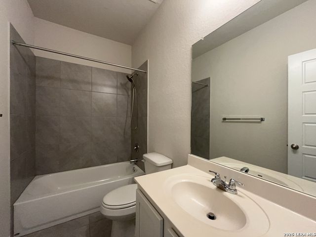 405 Sika Way, Schertz, TX 78108