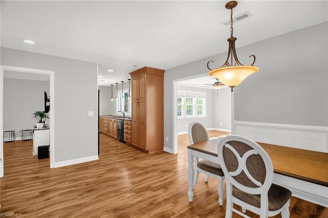 438 Valleymeade Drive, Kernersville, NC 27284