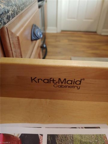 438 Valleymeade Drive, Kernersville, NC 27284