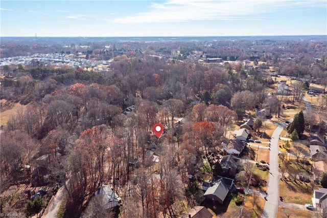 438 Valleymeade Drive, Kernersville, NC 27284