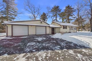 2 Carter St, Palmer, MA 01069