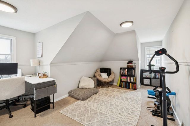 377 Smyth Road, Manchester, NH 03104