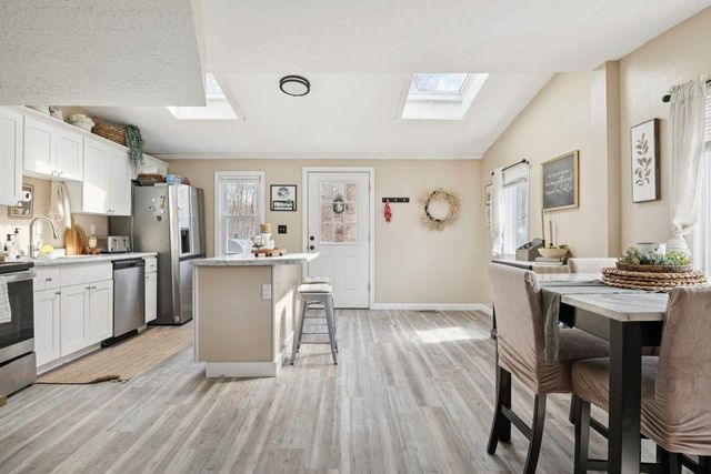 377 Smyth Road, Manchester, NH 03104