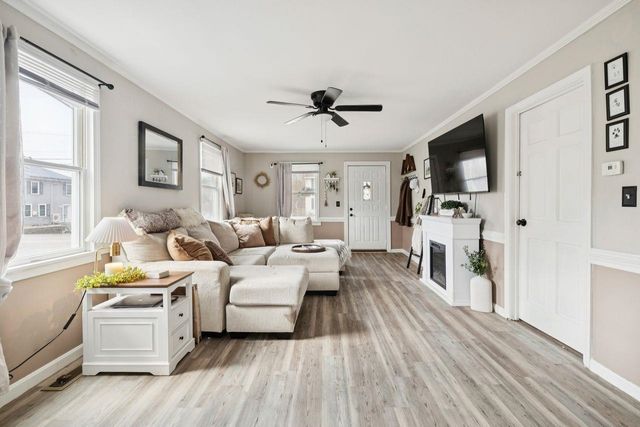 377 Smyth Road, Manchester, NH 03104