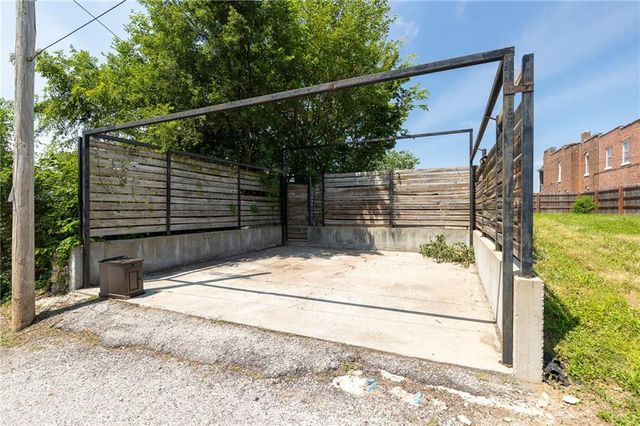 543 Troost Avenue, Kansas City, MO 64106