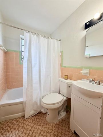 7219 Hampton Avenue 2S, St Louis, MO 63109