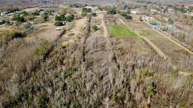 885 Bayou Dularge Rd, Houma, LA 70363