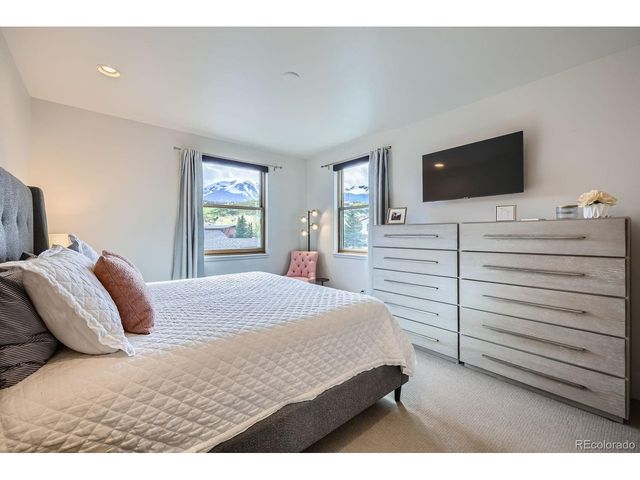 1090 Blue River Pkwy 204, Silverthorne, CO 80498