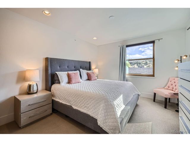 1090 Blue River Pkwy 204, Silverthorne, CO 80498