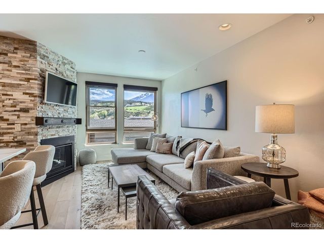 1090 Blue River Pkwy 204, Silverthorne, CO 80498