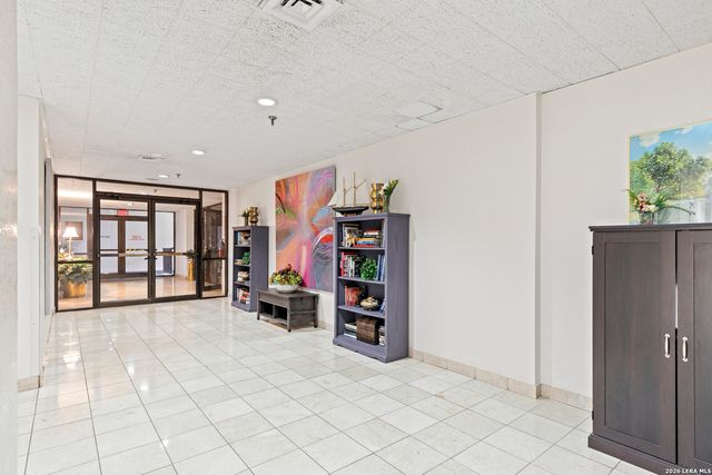 7701 Wurzbach Rd Apt 1405, San Antonio, TX 78229