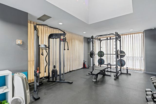7701 Wurzbach Rd Apt 1405, San Antonio, TX 78229