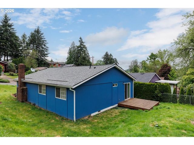 2734 Sw TEXAS St, Portland, OR 97219