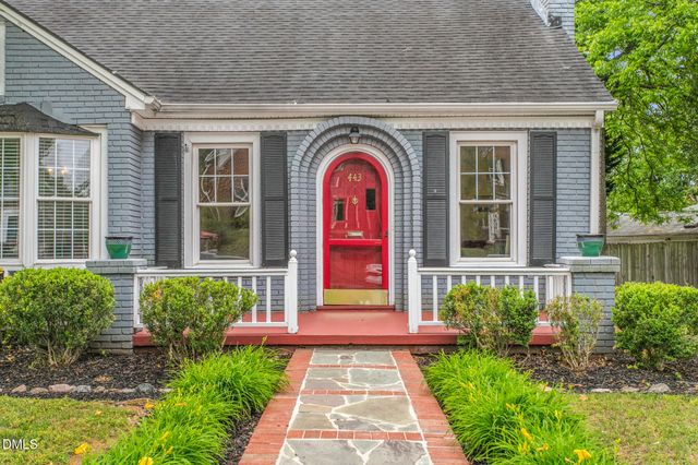 443 Parkview Drive, Burlington, NC 27215