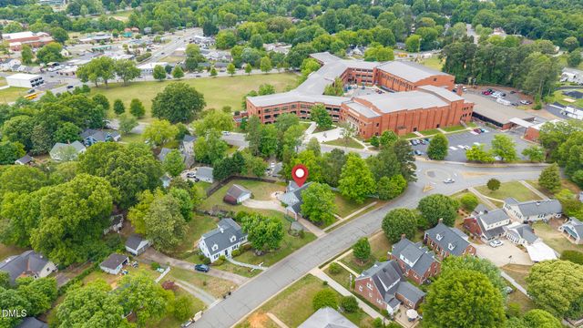 443 Parkview Drive, Burlington, NC 27215